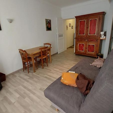 20 Rue Chatel فردان سور ميوز المظهر الخارجي الصورة